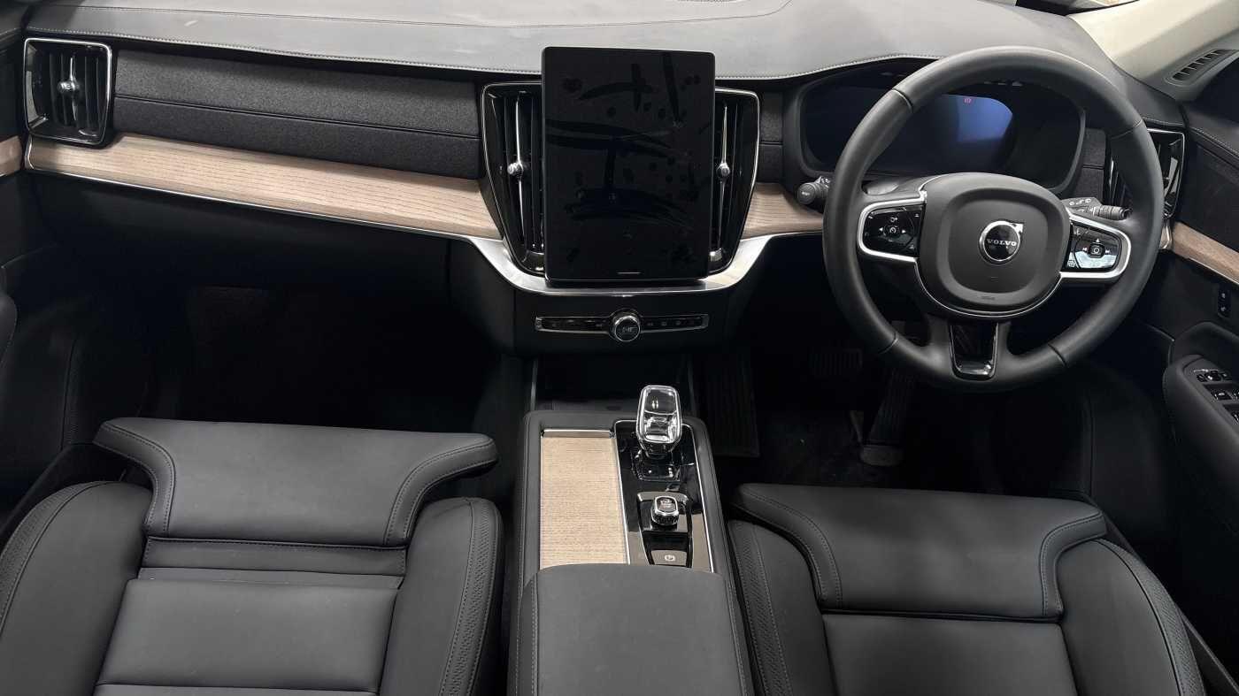 Used Volvo XC90 2025 for sale - 76918630: Photo 10