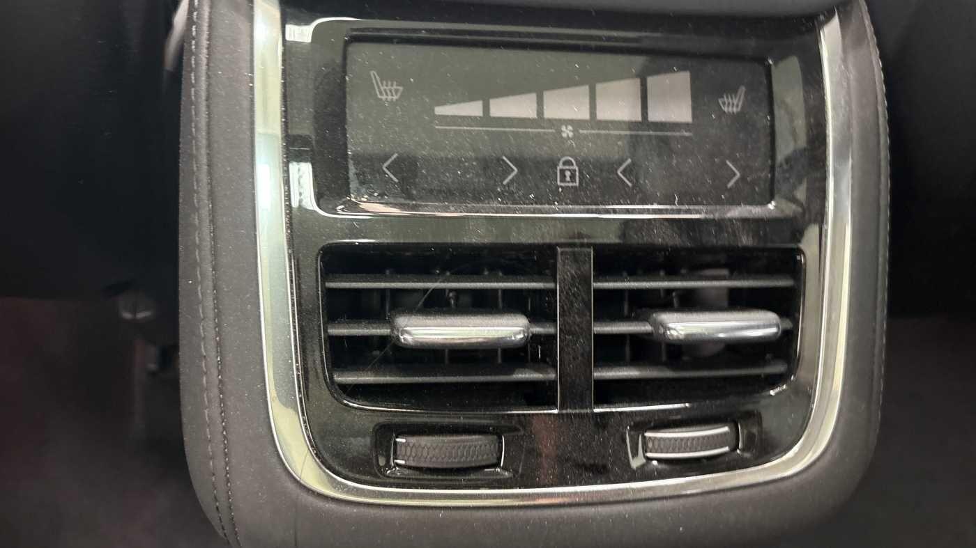 Used Volvo XC90 2025 for sale - 76918630: Photo 17