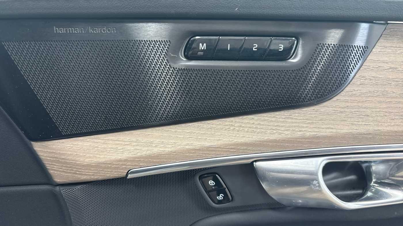 Used Volvo XC90 2025 for sale - 76918630: Photo 27