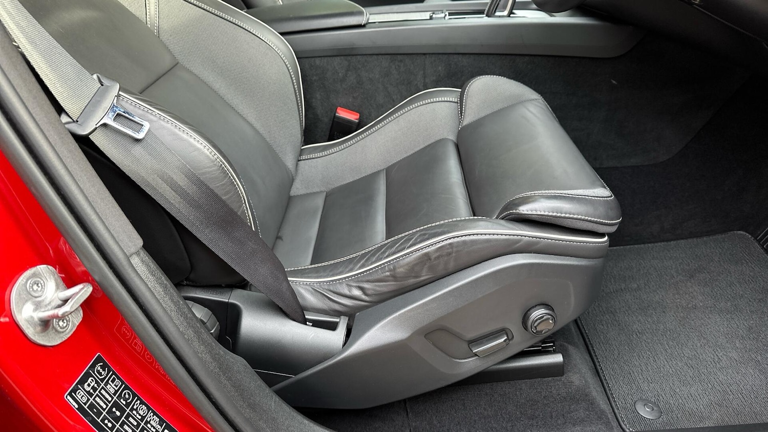 Used Volvo XC60 2022 for sale - 76584637: Photo 20