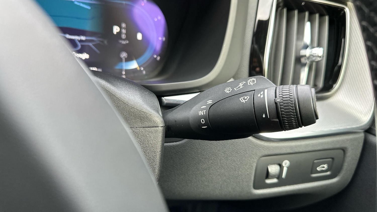 Used Volvo XC60 2022 for sale - 76584637: Photo 25