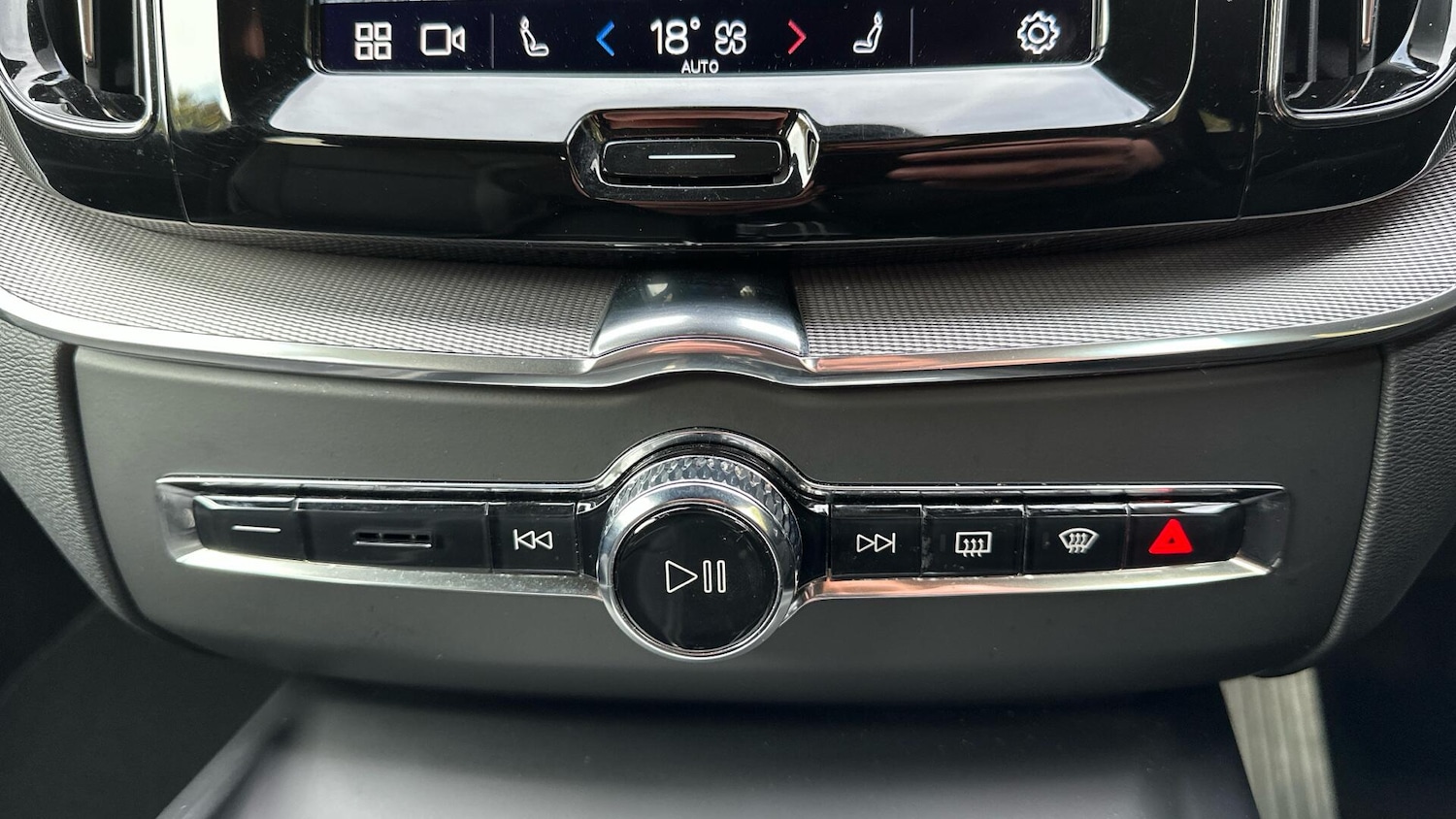 Used Volvo XC60 2022 for sale - 76584637: Photo 30