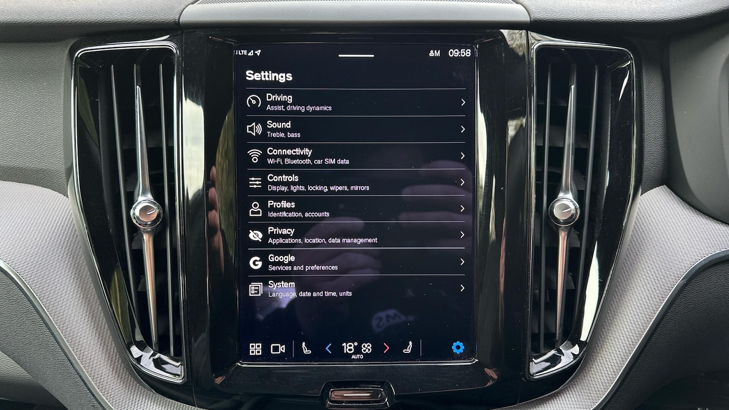 Used Volvo XC60 2022 for sale - 76584637: Photo 35