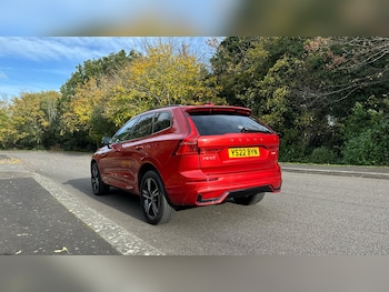 Used Volvo XC60 2022 for sale - 76584637: Photo