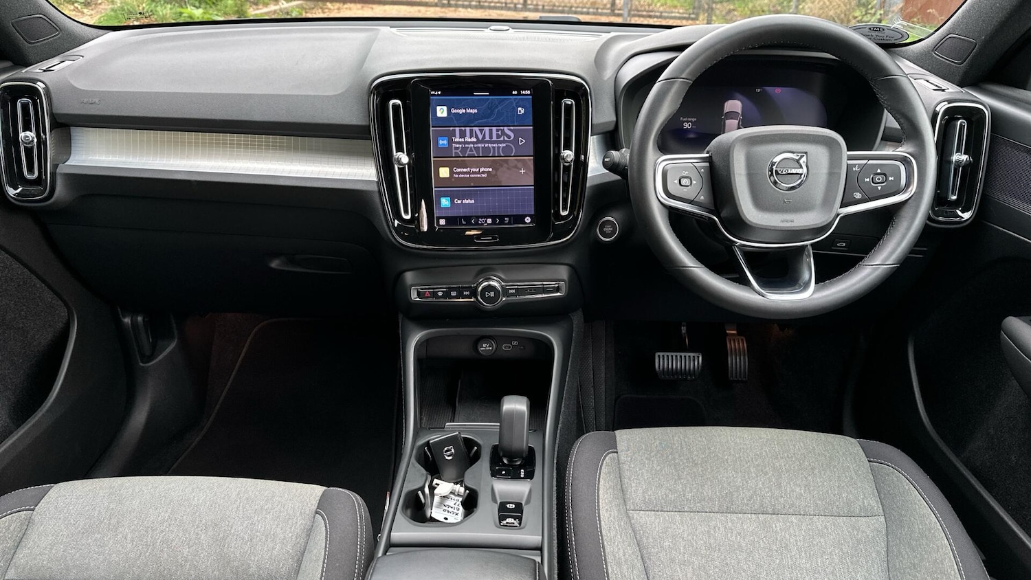 Used Volvo XC40 2022 for sale - 76337510: Photo 13