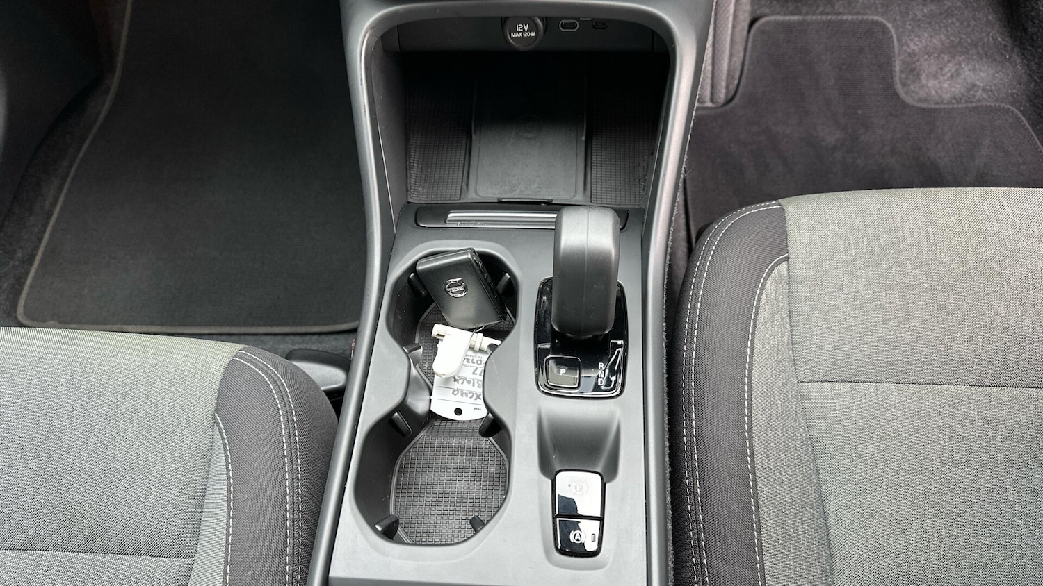 Used Volvo XC40 2022 for sale - 76337510: Photo 16