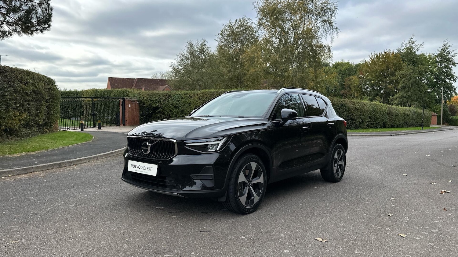 Used Volvo XC40 2022 for sale - 76337510: Photo 3
