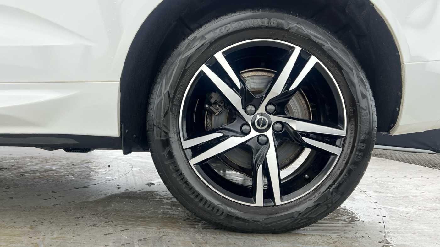 Used Volvo XC60 2021 for sale - 77672958: Photo 4