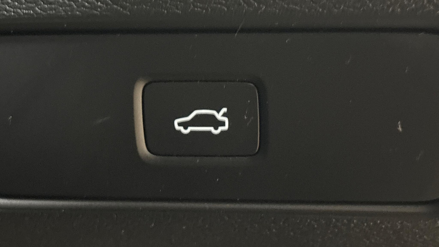 Used Volvo XC40 2025 for sale - 77723195: Photo 29