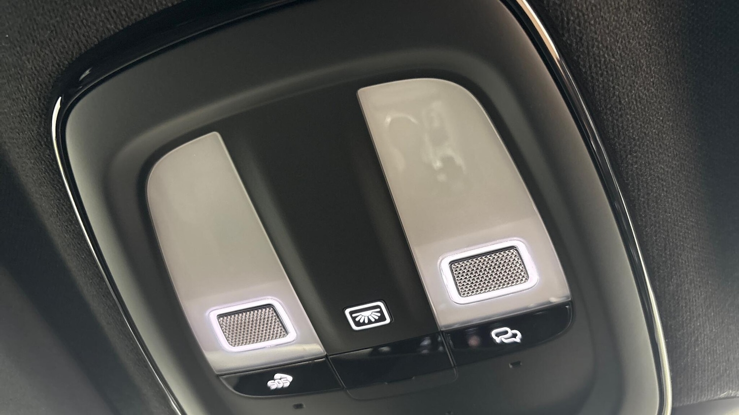 Used Volvo XC40 2025 for sale - 77723195: Photo 32