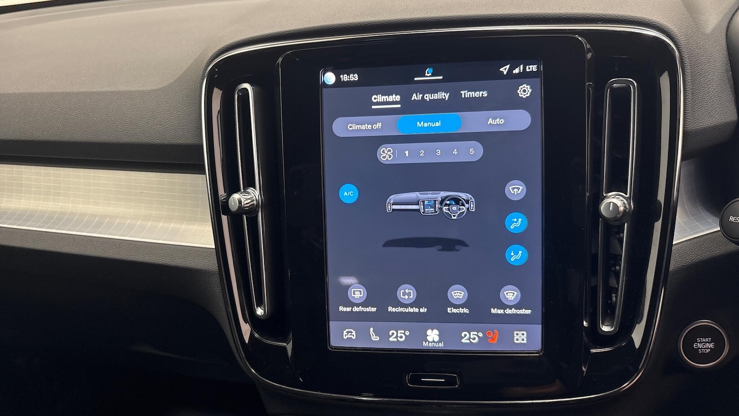 Used Volvo XC40 2025 for sale - 77723195: Photo 38