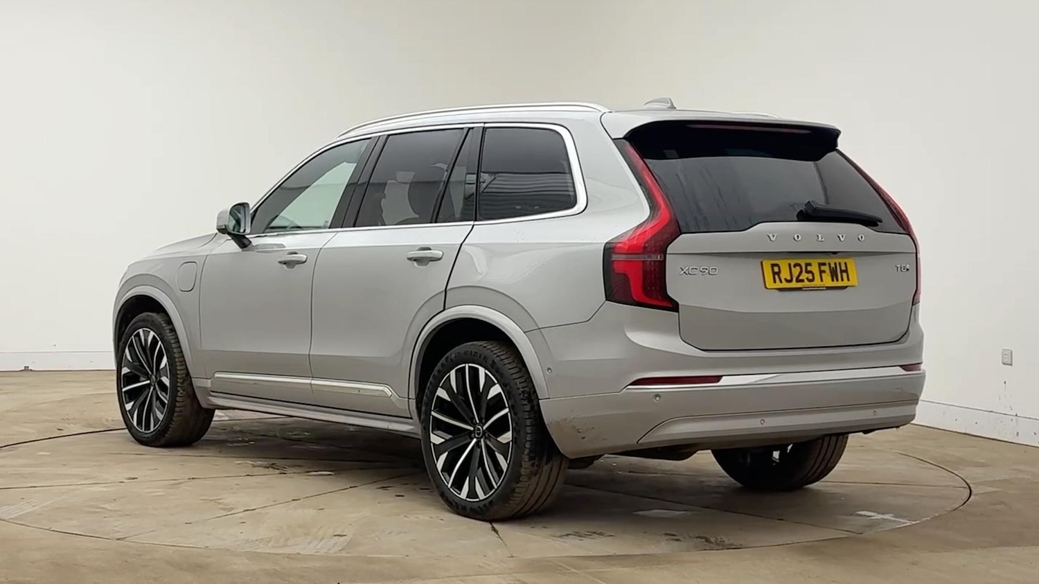 Used Volvo XC90 2025 for sale - 77723212: Photo 5