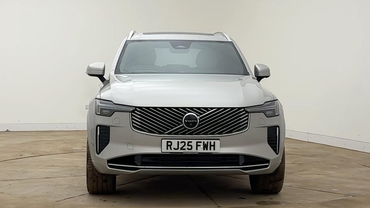 Used Volvo XC90 2025 for sale - 77723212: Photo 8