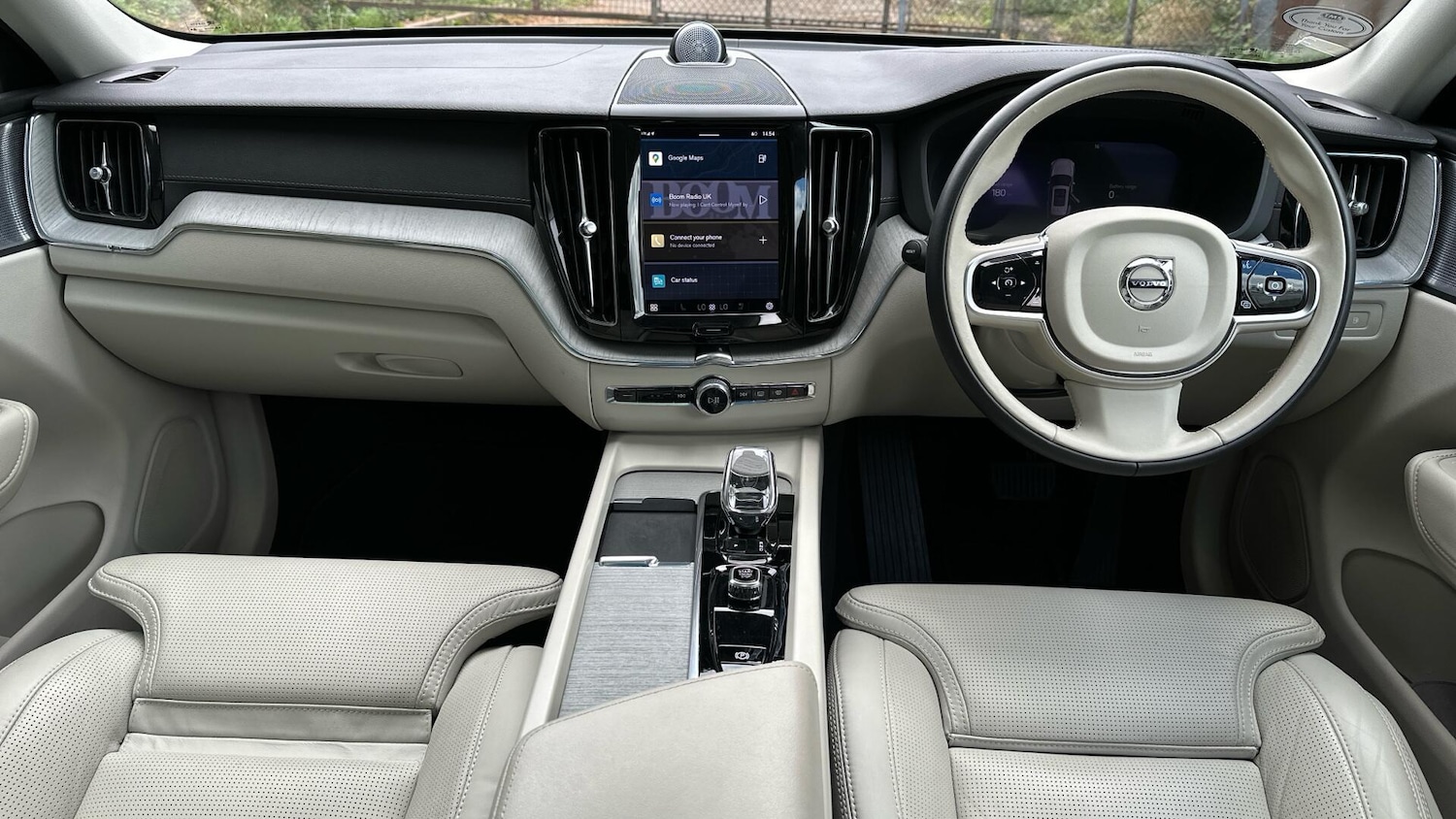 Used Volvo XC60 2024 for sale - 76337601: Photo 13