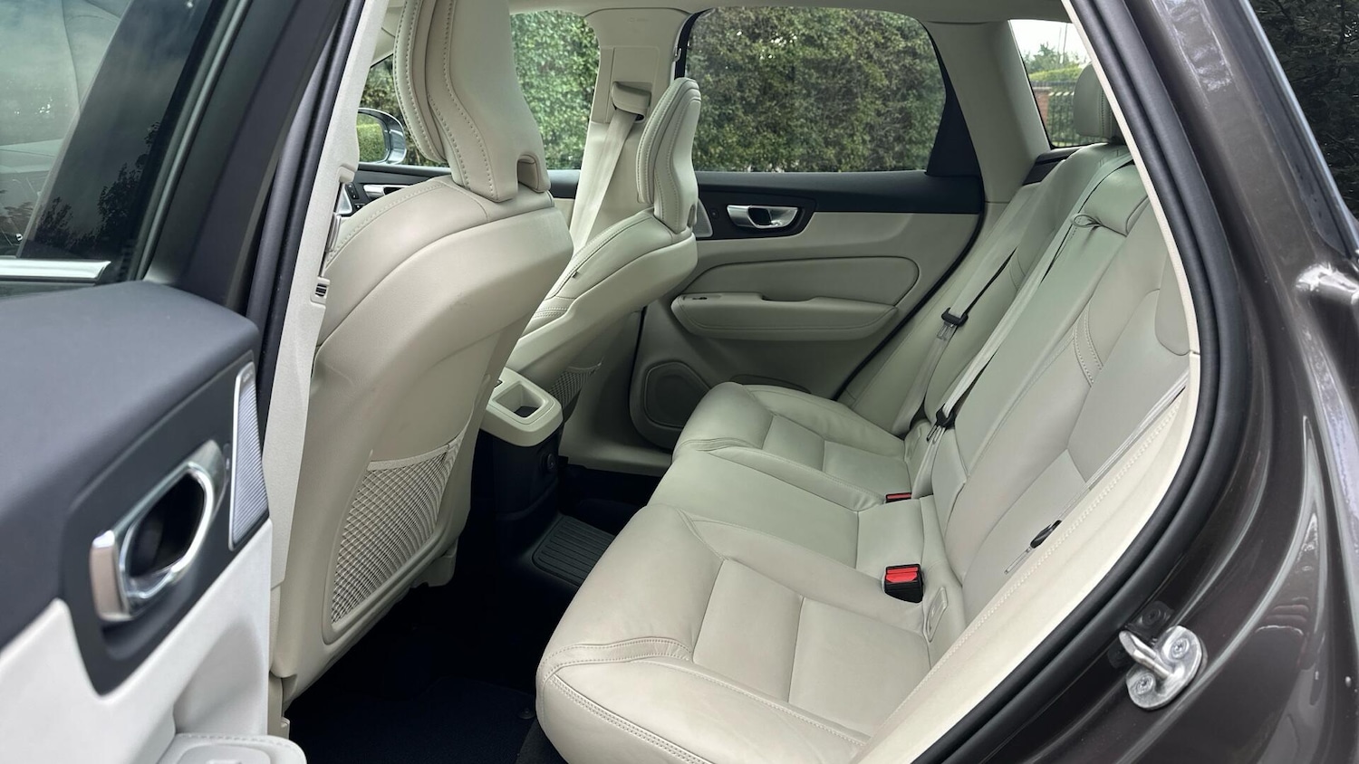 Used Volvo XC60 2024 for sale - 76337601: Photo 19