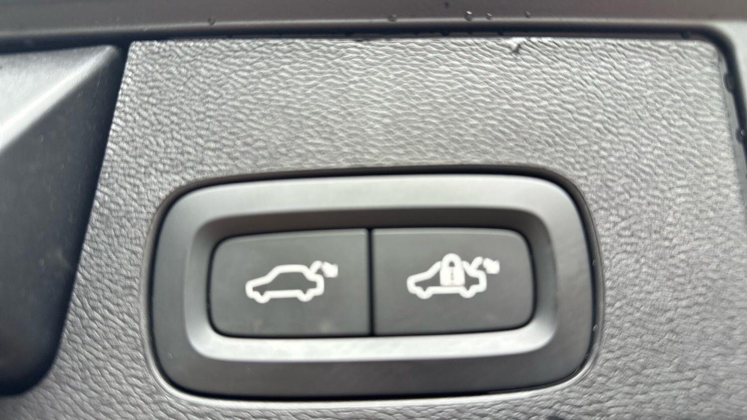 Used Volvo XC60 2024 for sale - 76337601: Photo 28