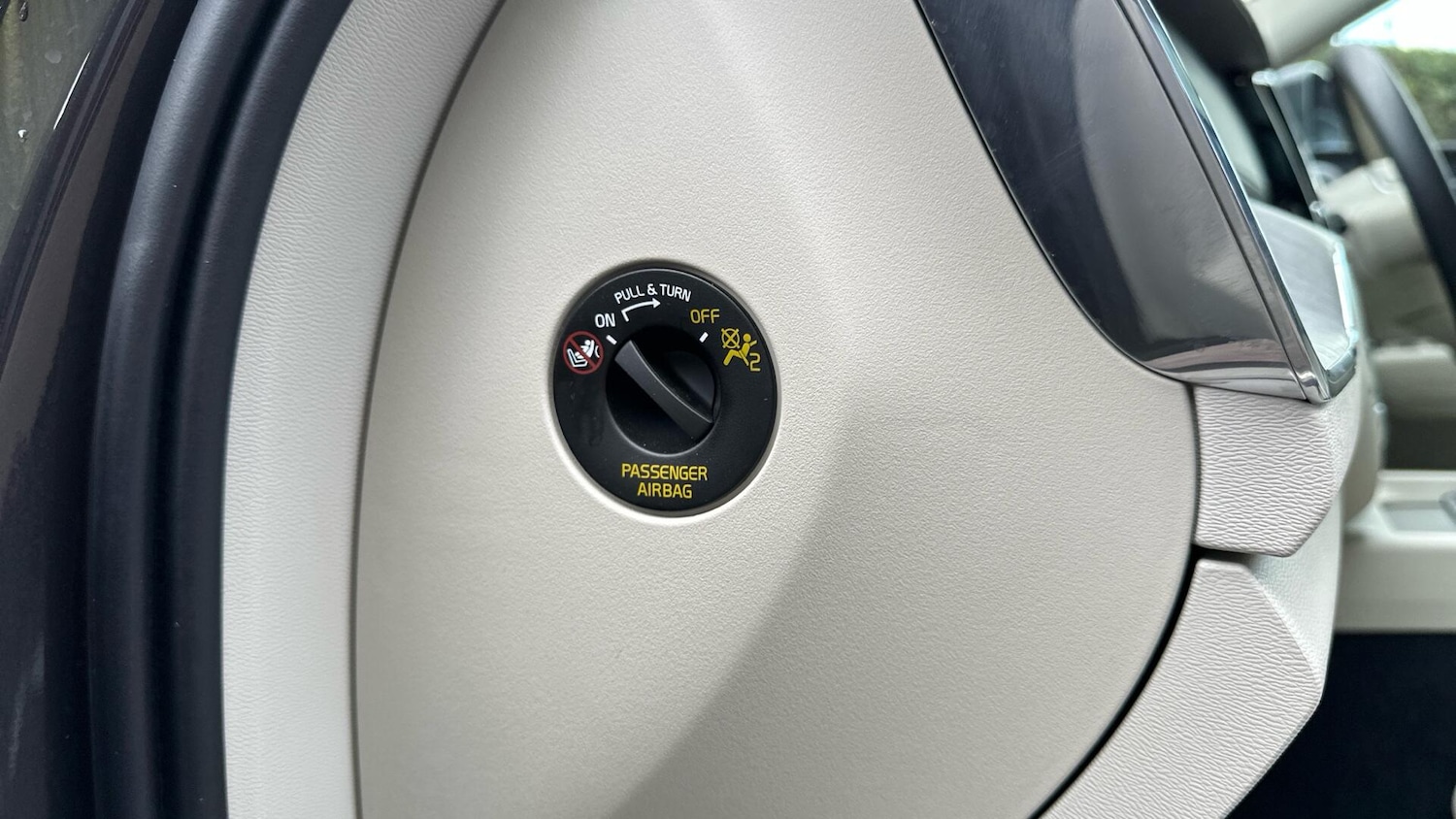 Used Volvo XC60 2024 for sale - 76337601: Photo 30