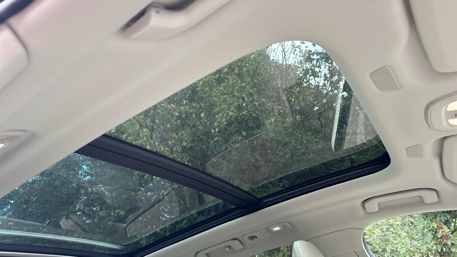 Used Volvo XC60 2024 for sale - 76337601: Photo 43