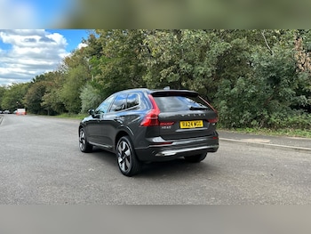 Used Volvo XC60 2024 for sale - 76337601: Photo