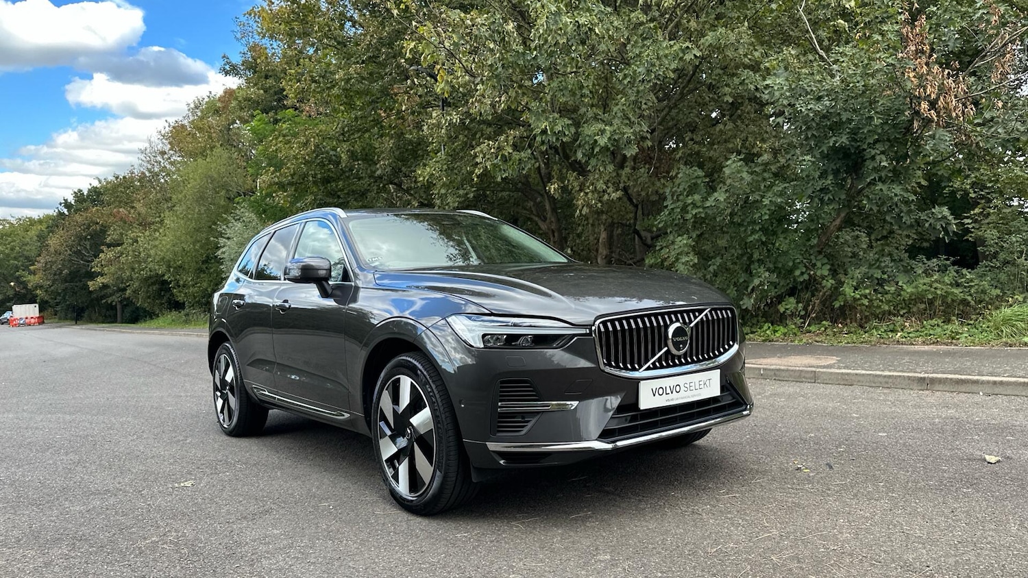 Used Volvo XC60 2024 for sale - 76337601: Photo 5