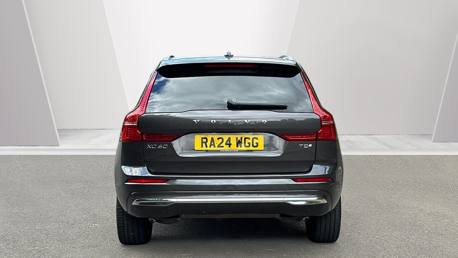 Used Volvo XC60 2024 for sale - 76337601: Photo 7