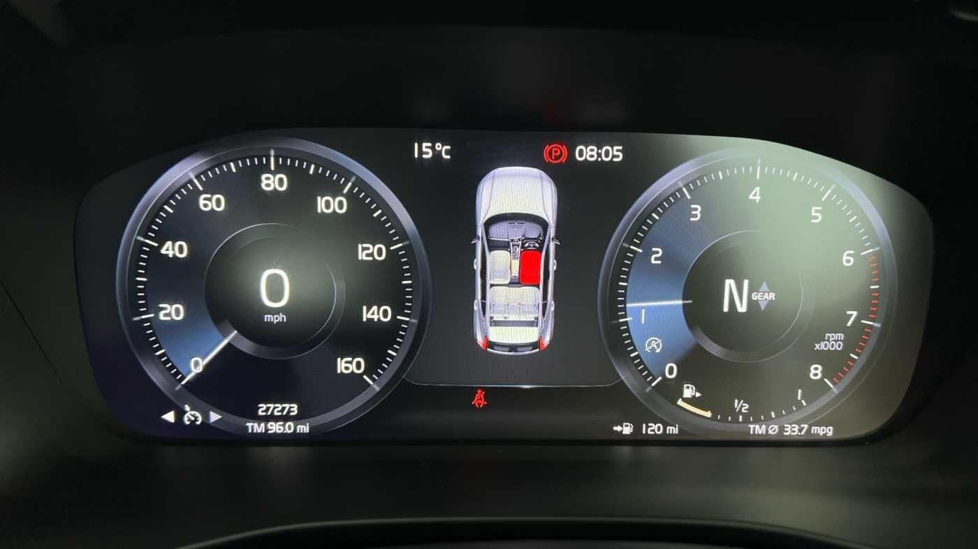 Used Volvo XC40 2021 for sale - 77081809: Photo 9