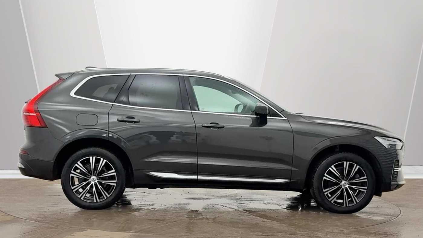 Used Volvo XC60 2021 for sale - 77940491: Photo 2