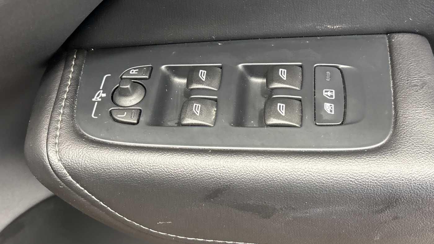 Used Volvo XC60 2021 for sale - 77940491: Photo 21