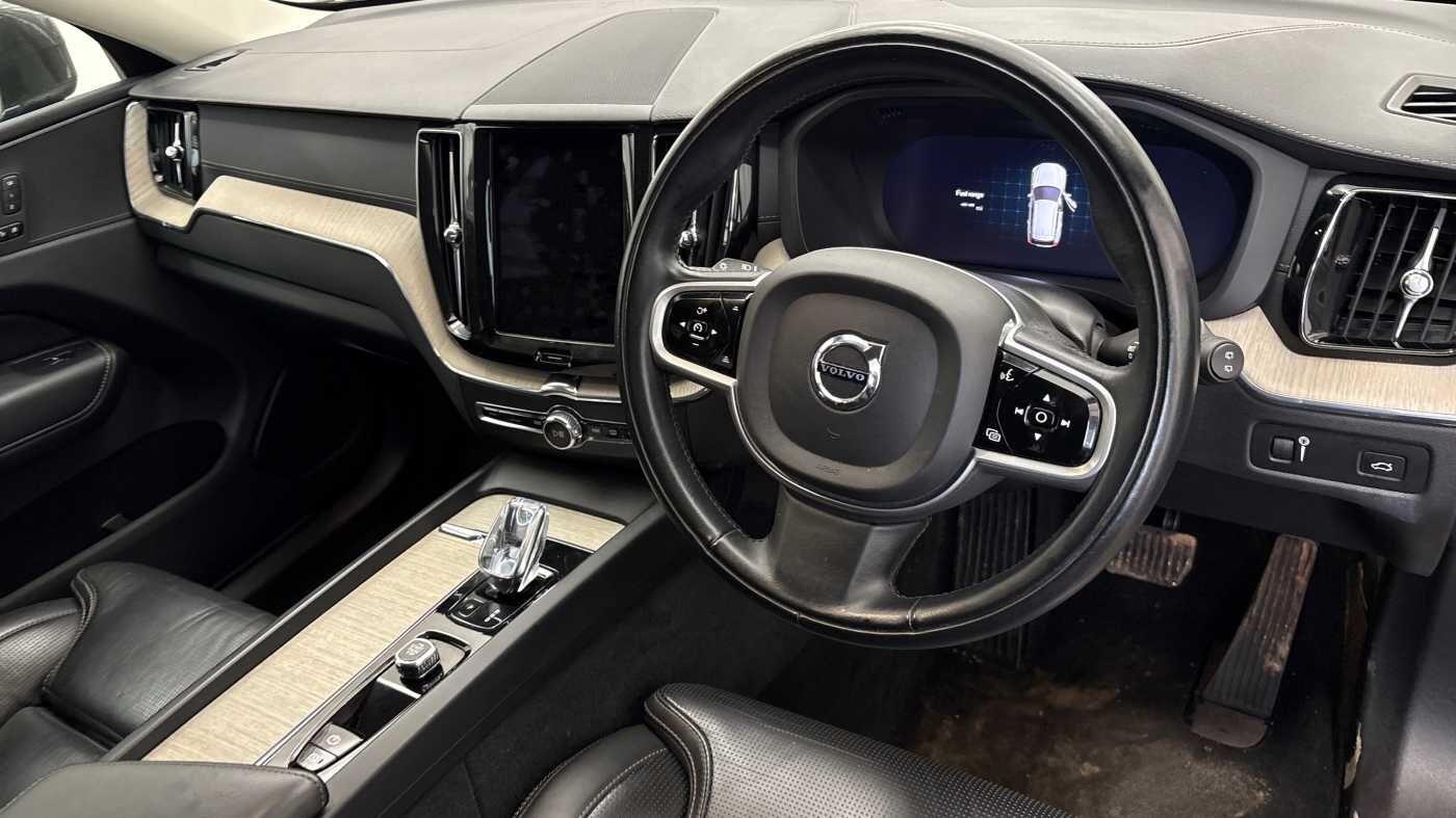 Used Volvo XC60 2021 for sale - 77940491: Photo 9