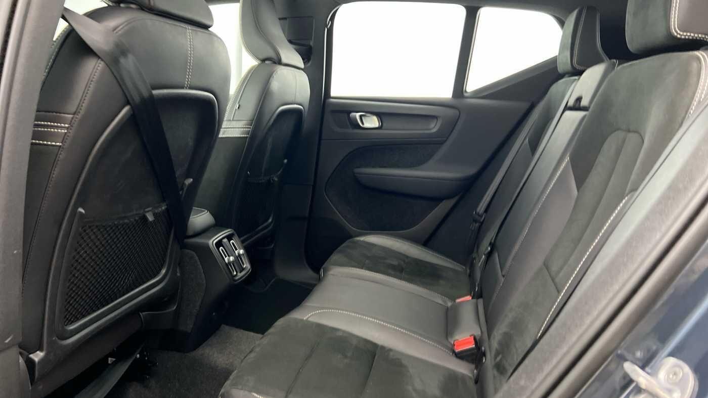 Used Volvo XC40 2021 for sale - 76433031: Photo 7