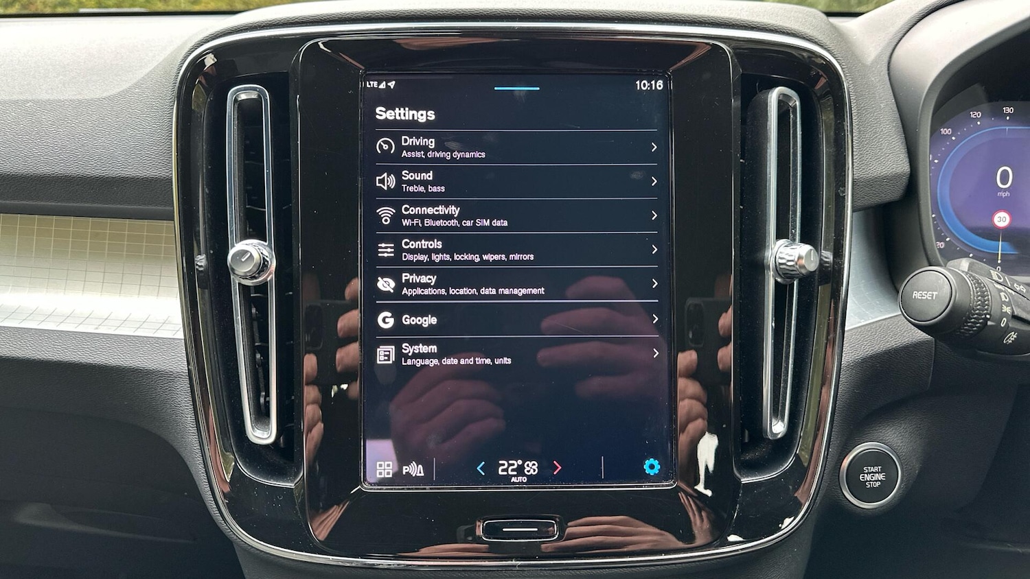 Used Volvo XC40 for sale - 77242455: Photo 12