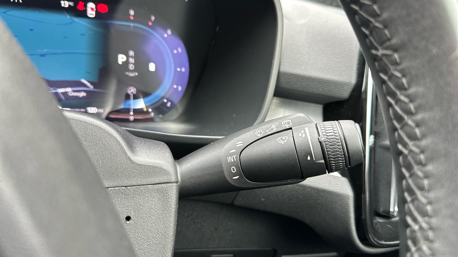 Used Volvo XC40 for sale - 77242455: Photo 22