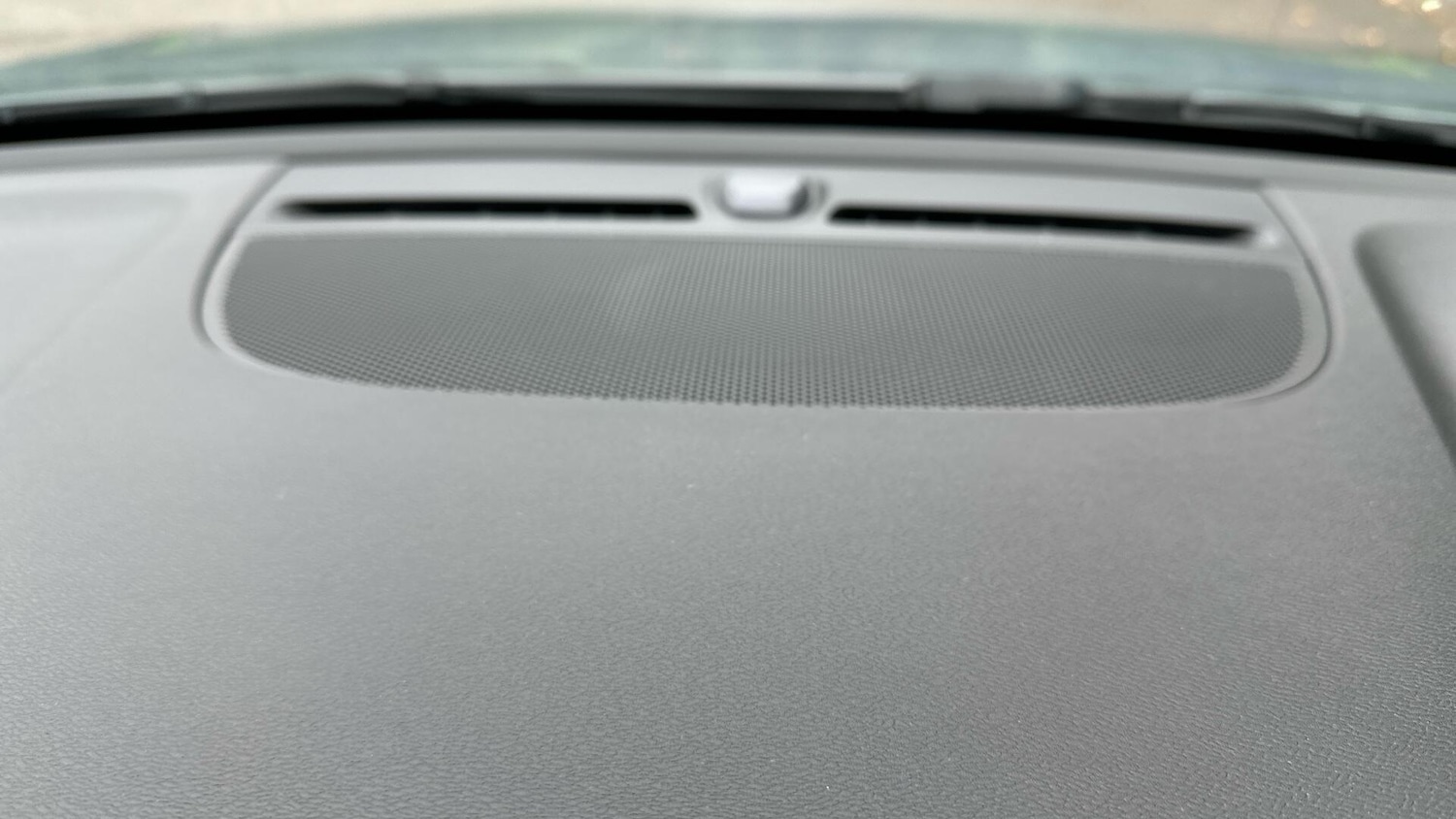 Used Volvo XC40 for sale - 77242455: Photo 24