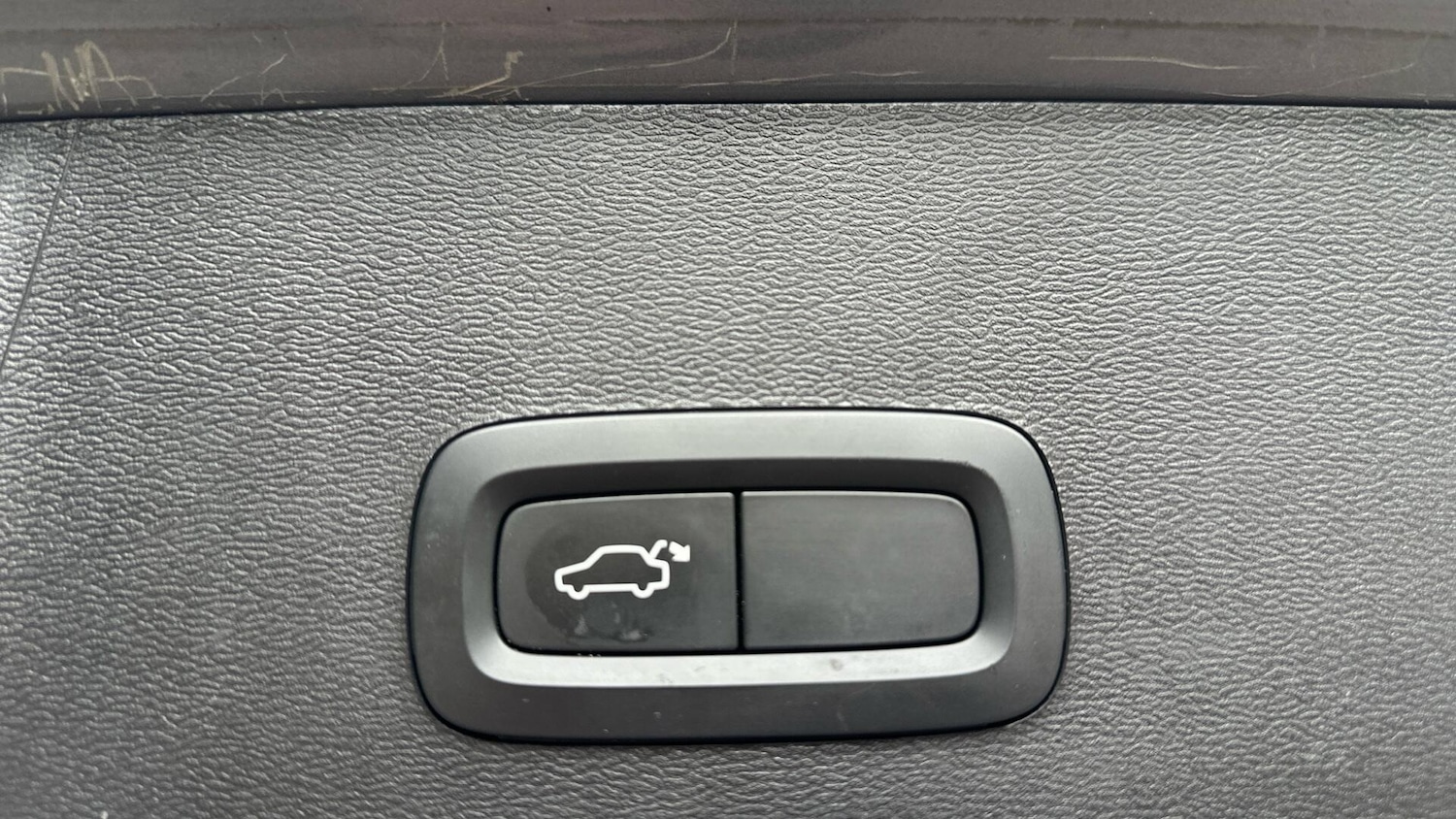 Used Volvo XC40 for sale - 77242455: Photo 33