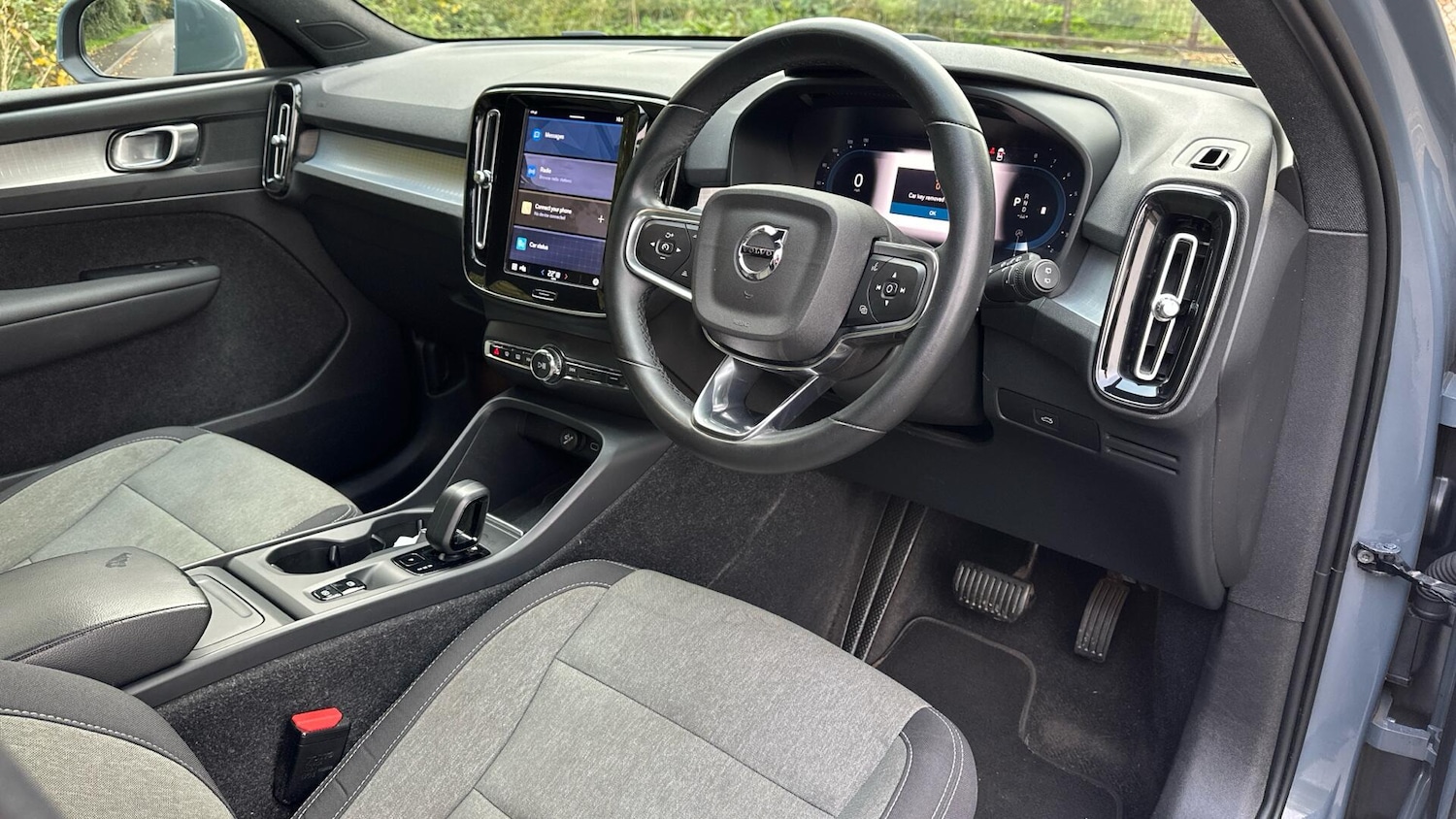 Used Volvo XC40 for sale - 77242455: Photo 4