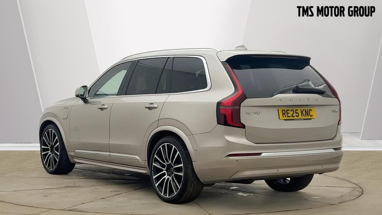 Used Volvo XC90 2025 for sale - 77722511: Photo 3