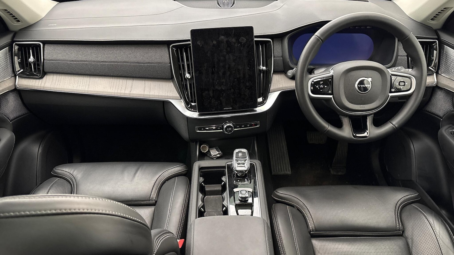 Used Volvo XC90 2025 for sale - 77722511: Photo 8