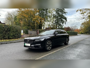 Used Volvo V90 2024 for sale - 76336445: Photo