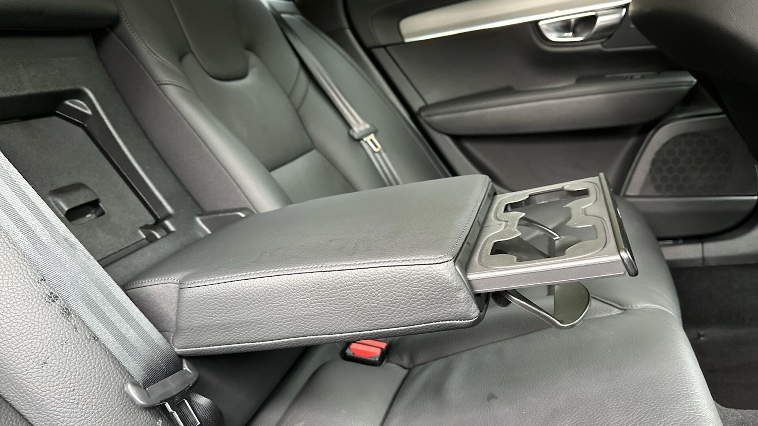 Used Volvo V90 2024 for sale - 76336445: Photo 50