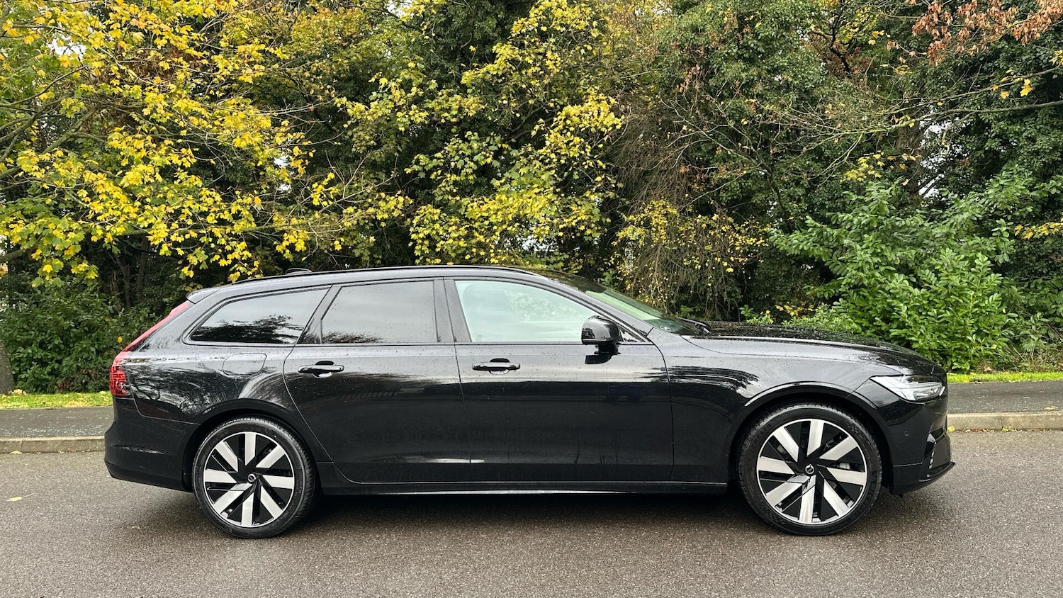 Used Volvo V90 2024 for sale - 76336445: Photo 9