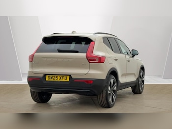 Used Volvo XC40 2025 for sale - 78759918: Photo