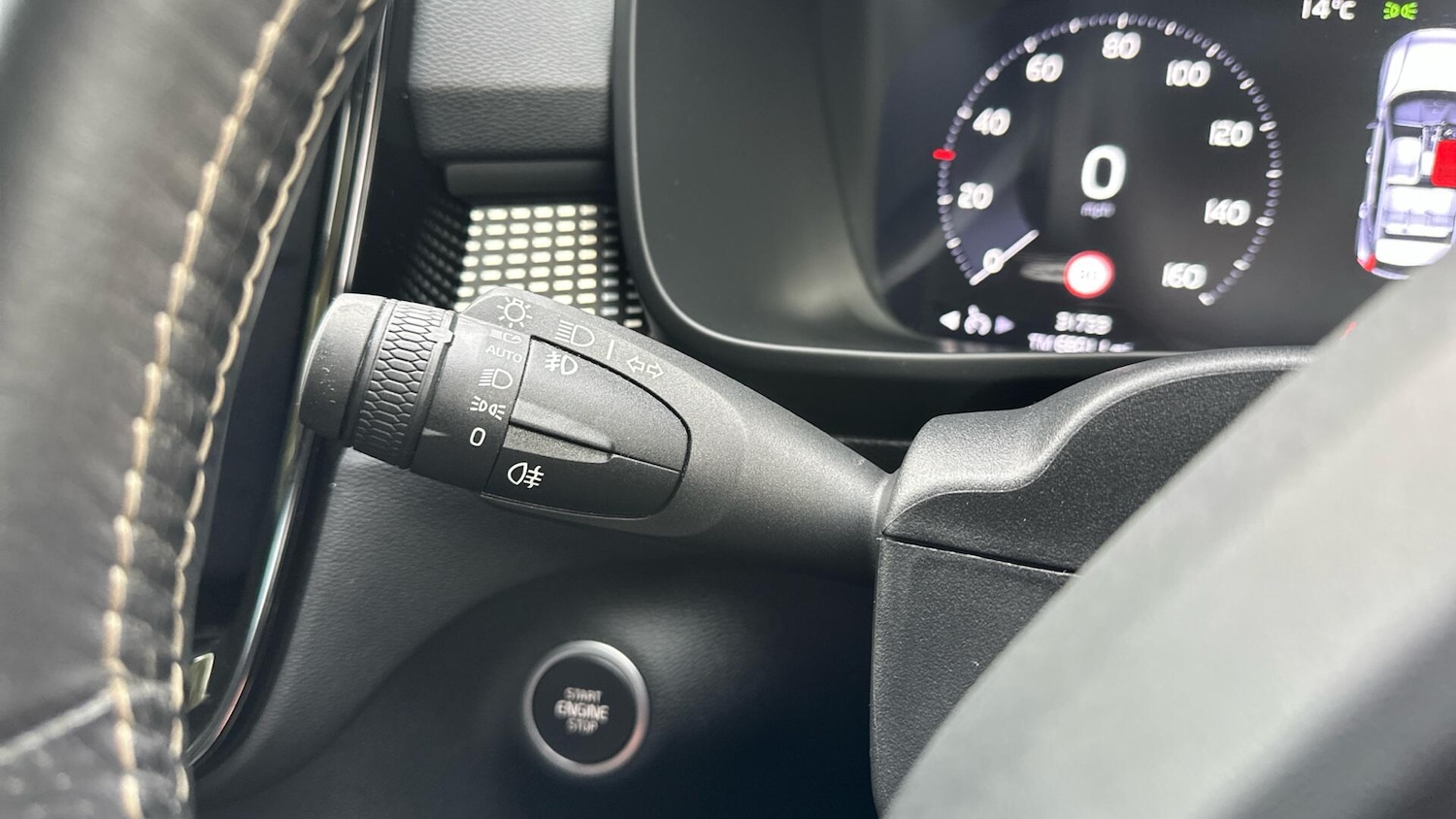 Used Volvo XC40 2021 for sale - 76337103: Photo 20