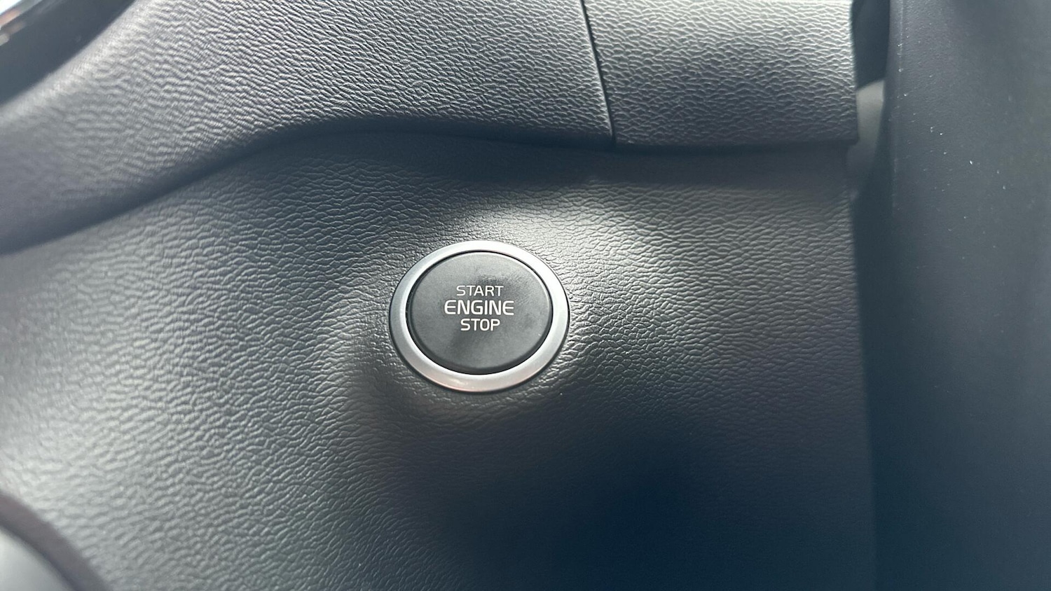 Used Volvo XC40 2021 for sale - 76337103: Photo 27