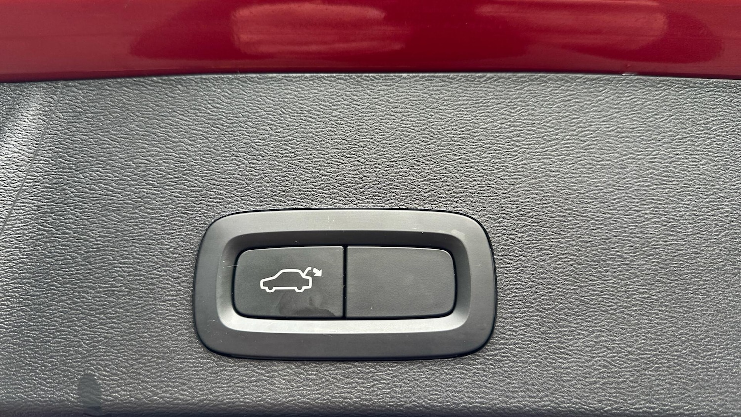 Used Volvo XC40 2021 for sale - 76337103: Photo 34