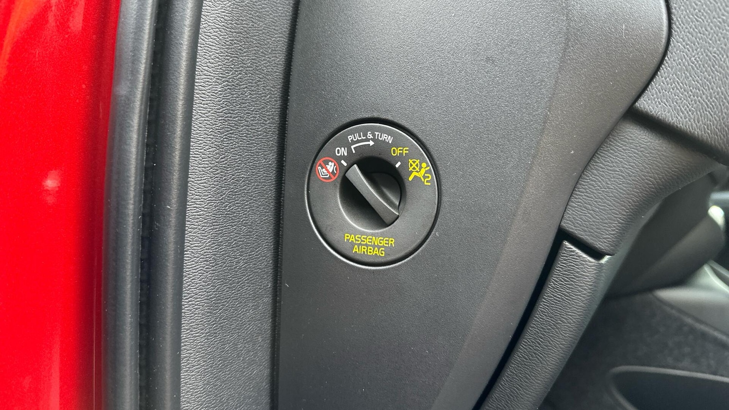 Used Volvo XC40 2021 for sale - 76337103: Photo 40