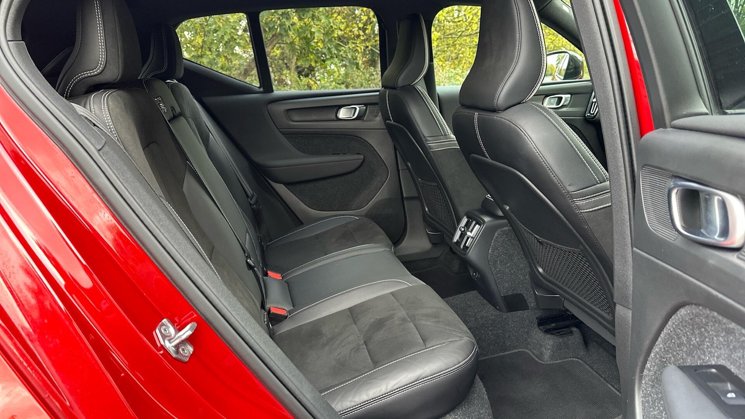 Used Volvo XC40 2021 for sale - 76337103: Photo 7