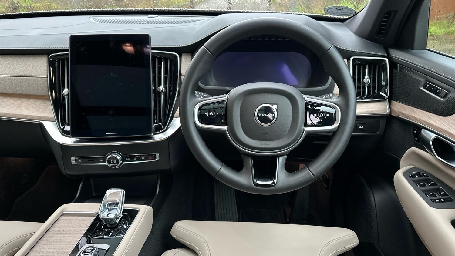 Used Volvo XC90 2025 for sale - 77672986: Photo 10