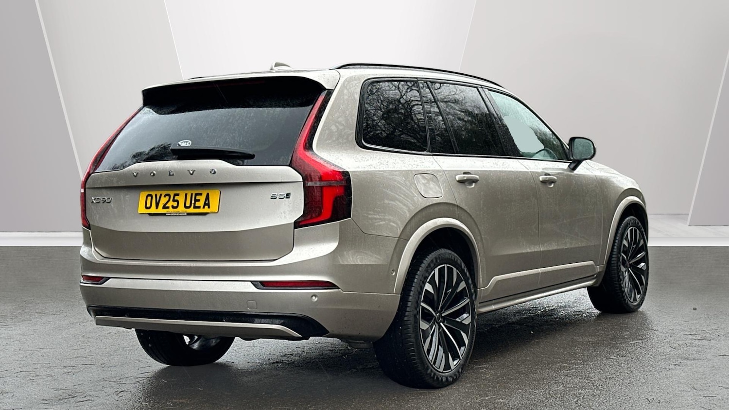 Used Volvo XC90 2025 for sale - 77672986: Photo 2