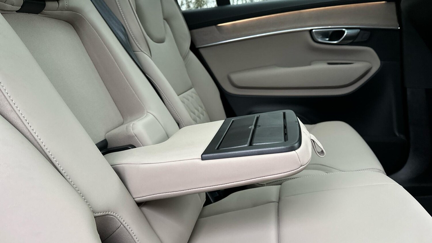 Used Volvo XC90 2025 for sale - 77672986: Photo 34