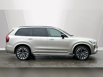 Used Volvo XC90 2025 for sale - 77672986: Photo